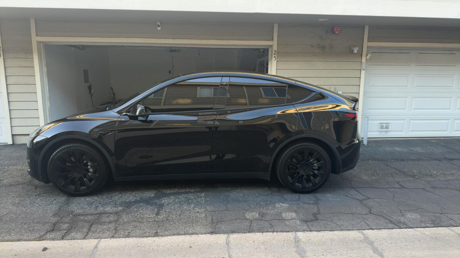 tesla model y 2021 5YJYGDEE7MF196648 image tesla model y 2021 5YJYGDEE7MF196648 image